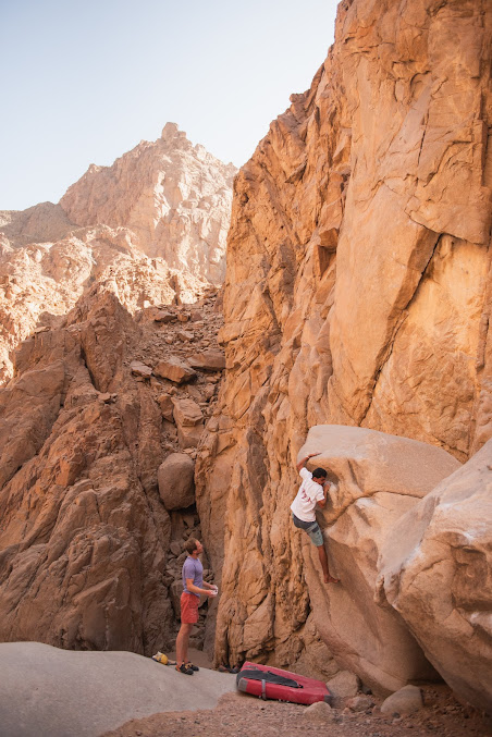 Dahab rock climbing