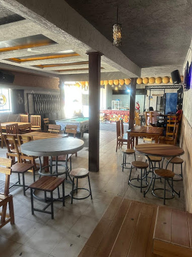 STEVE LIQUORS AND GRILL